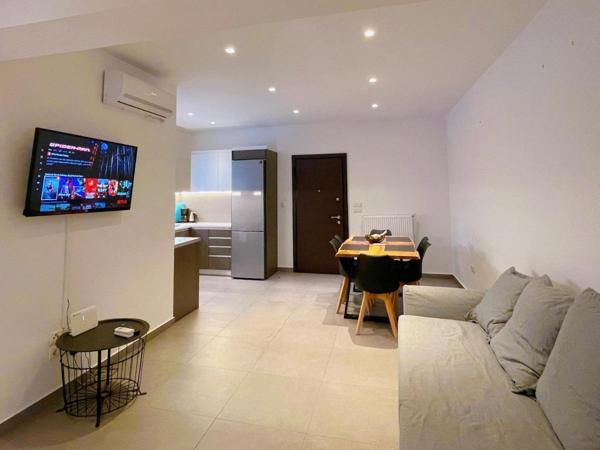 Wsd Hera Luxury Stylish 2Bd Apt With City View Balcony Near Merto Athena Bagian luar foto