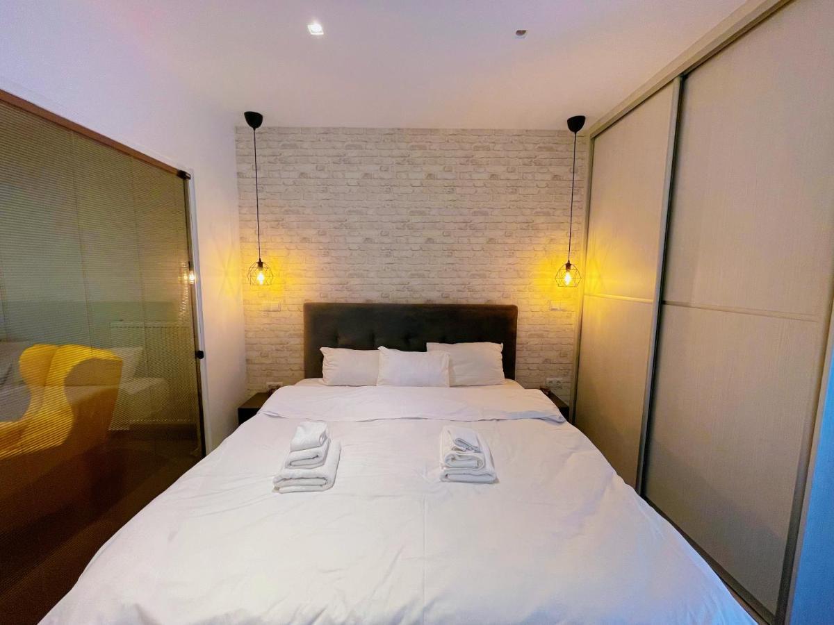 Wsd Hera Luxury Stylish 2Bd Apt With City View Balcony Near Merto Athena Bagian luar foto
