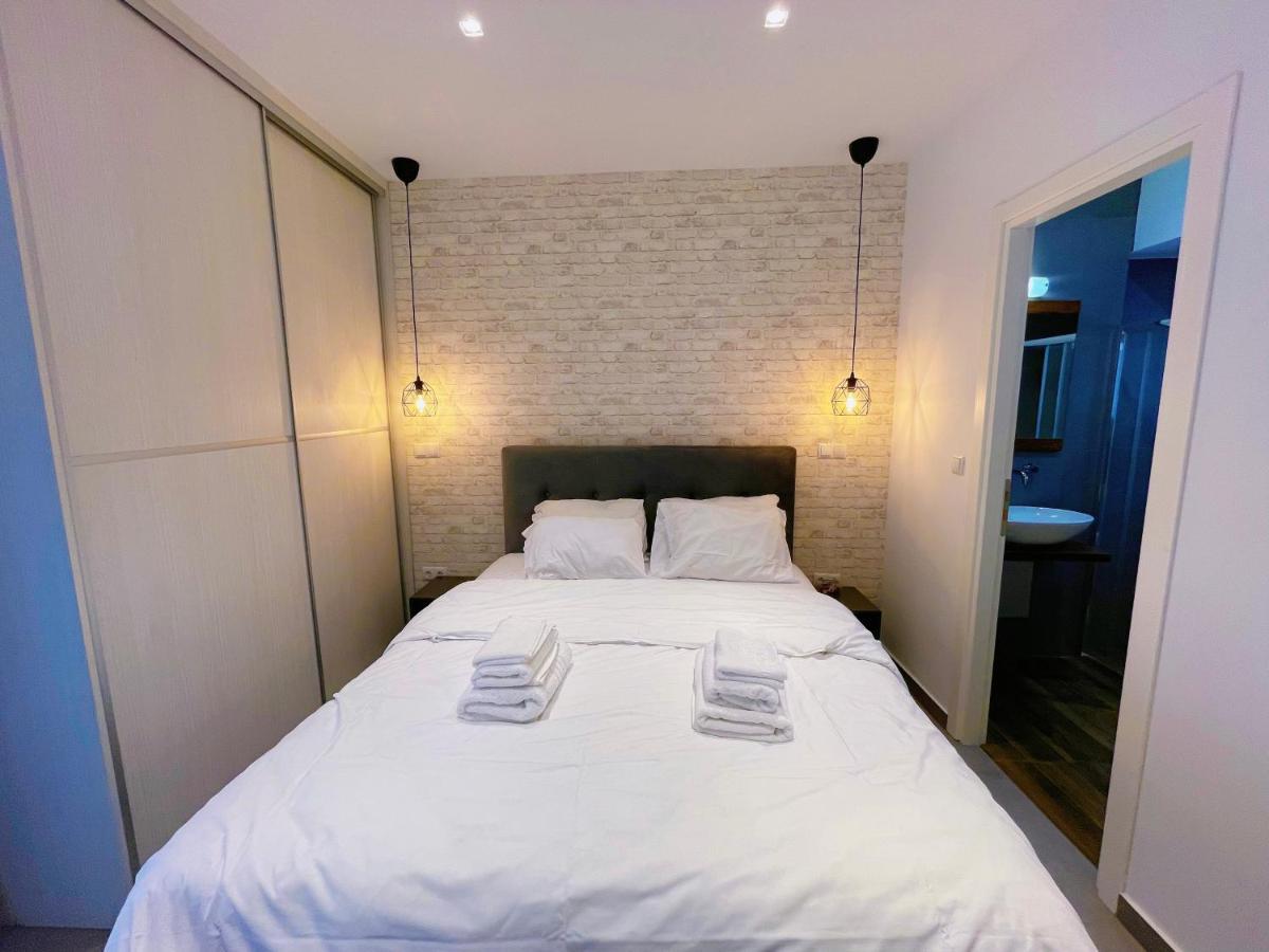 Wsd Hera Luxury Stylish 2Bd Apt With City View Balcony Near Merto Athena Bagian luar foto