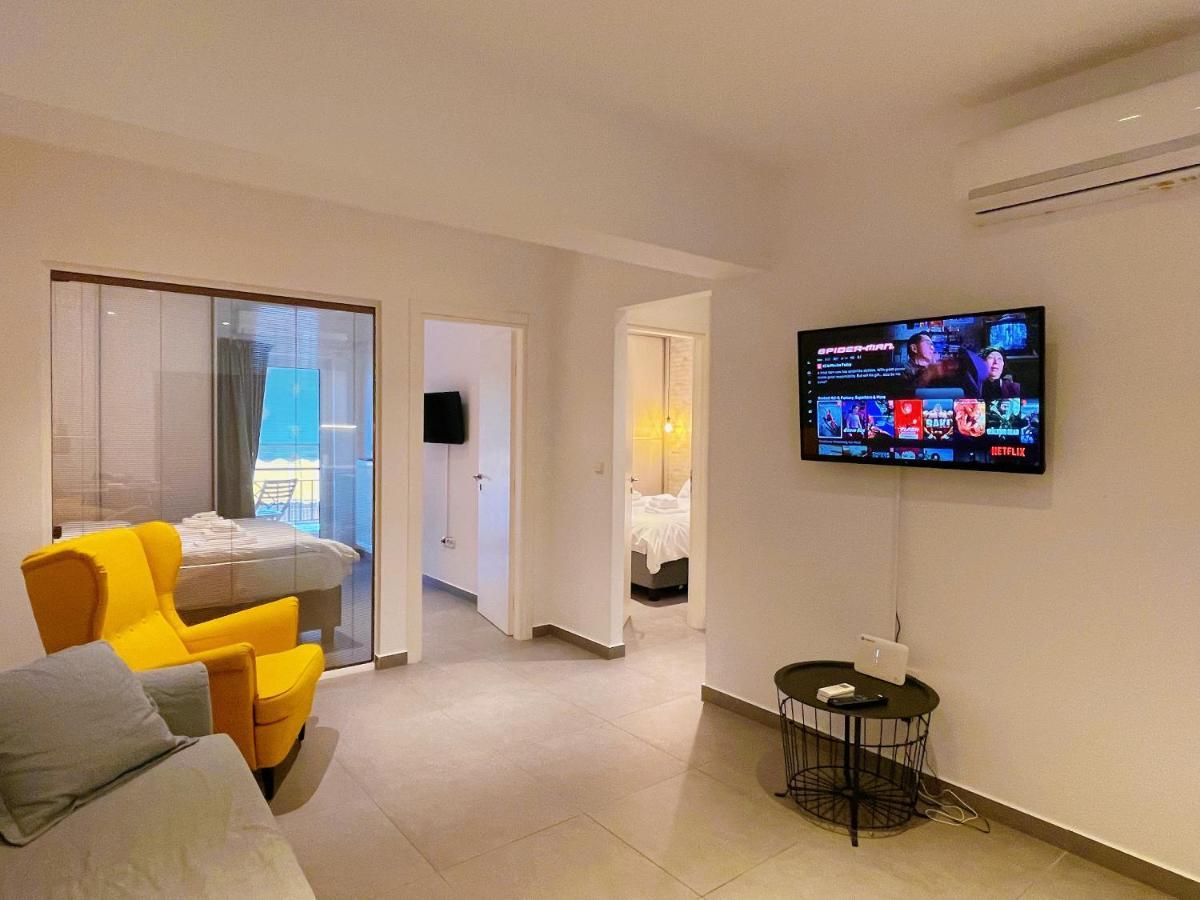 Wsd Hera Luxury Stylish 2Bd Apt With City View Balcony Near Merto Athena Bagian luar foto